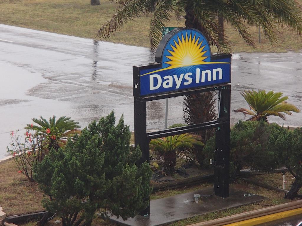 Days Inn By Wyndham Corpus Christi Beach Kültér fotó